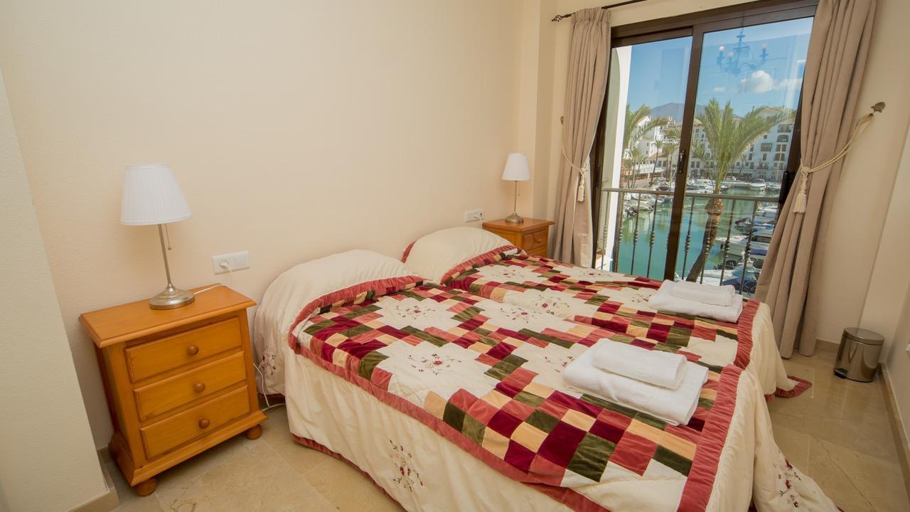Marina Real 124 Daire Manilva Dış mekan fotoğraf